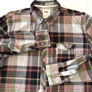 Levi Strauss Mens Size XL Flannel Shirt Gray Red Plaid Gorpcore Timeless Classic